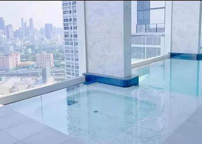 公寓 Rama9 Sky Loft 1br Qeiet Higt 曼谷